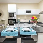 بيت للعطل Zeza's Garden *