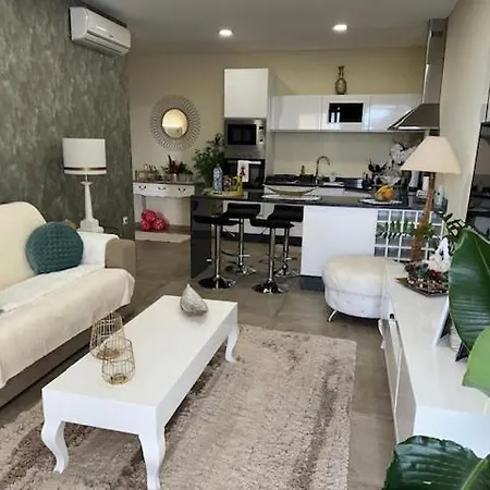 Zeza's Garden 펜션 *