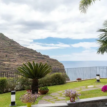 Zeza´s Garden * Calheta (Madeira)