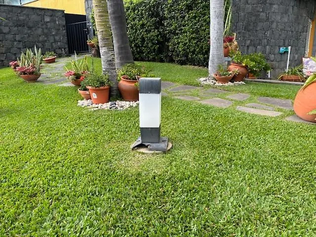 Ferienhaus Zeza´s Garden Calheta (Madeira)