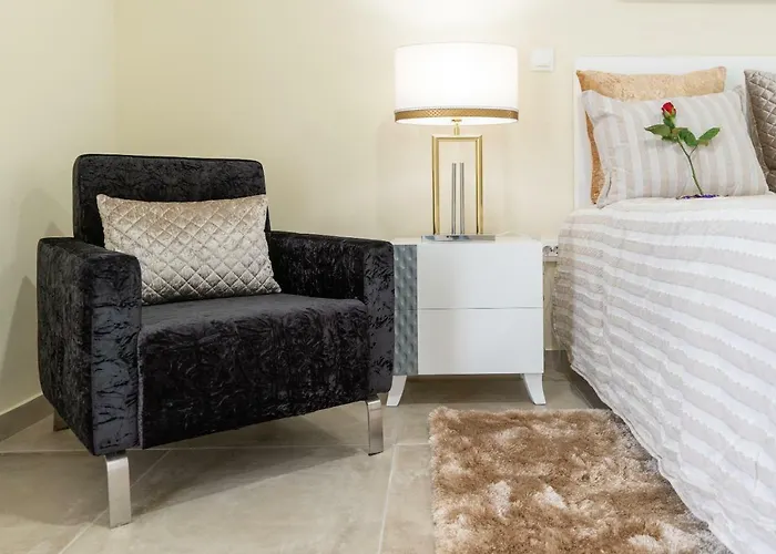 Ferienhaus Zeza´s Garden Calheta (Madeira)