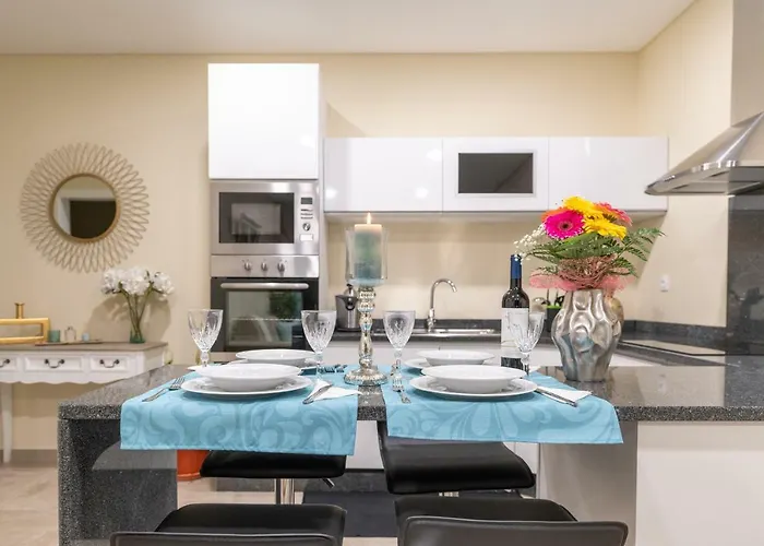 Ferienhaus Zeza´s Garden Calheta (Madeira)