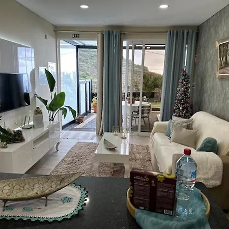 Zeza's Garden Calheta (Madeira)