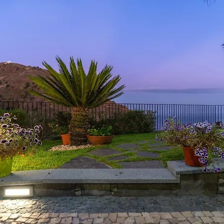 Zeza's Garden Tatil Evi