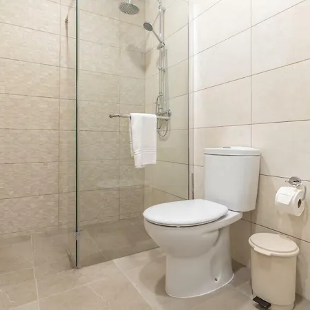 Tatil Evi Zeza's Garden Calheta (Madeira)