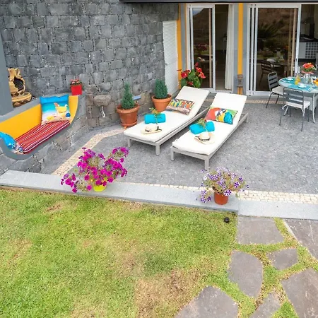 Ferienhaus Zeza´s Garden Calheta (Madeira)