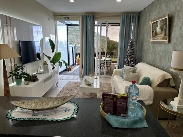 בית נופש Zeza's Garden *