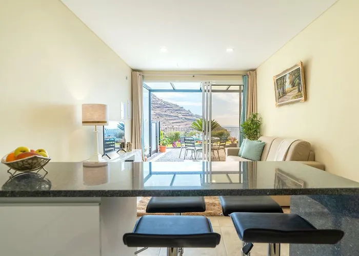 בית נופש Zeza's Garden קלייטה